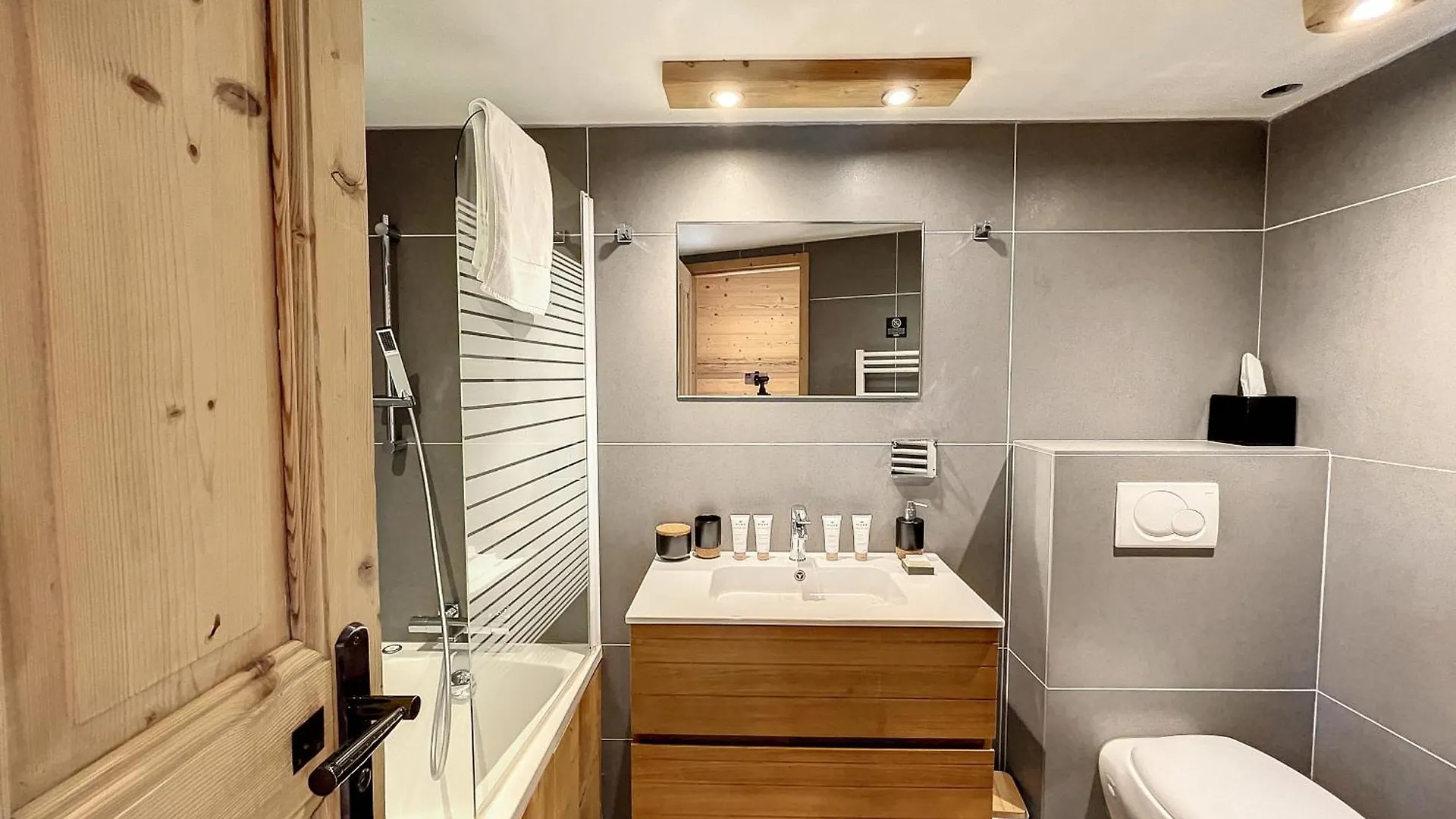 Chez Louis-Appartement-8Pers-Proche Piste Les Gets 0*,  France